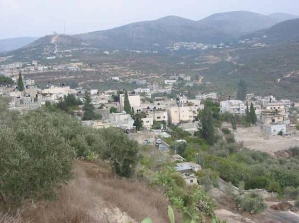 اغلاق المدخل الرئيس لقرية سبسطية على يد القوات الاسرائيلية واعتقال 3 شبّان