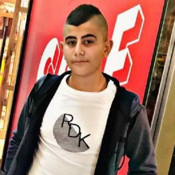 مجدي أبو راس، والد ضحية جريمة الطعن في عيلوط للشمس: قتلوا مُدلّلي وصديقي، ليس إبني فقط!