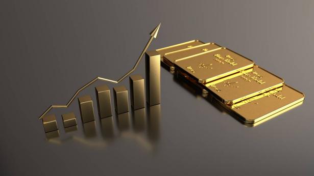 سعر الذهب في اقوى تراجع له منذ سنوات، كيف بؤثر على المستهلك النهائي؟