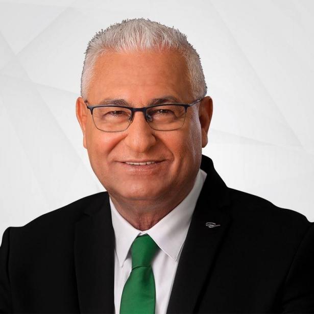 الصورة مأخودة من صفحة الفيسبوك الشخصية للمرشح