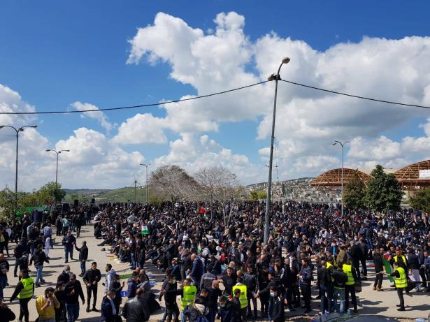 محمد خضر جبارين ناشط في الحراك الفحماوي: نقدر عدد المشاركين في المظاهرة بأكثر من 25 الف شخص