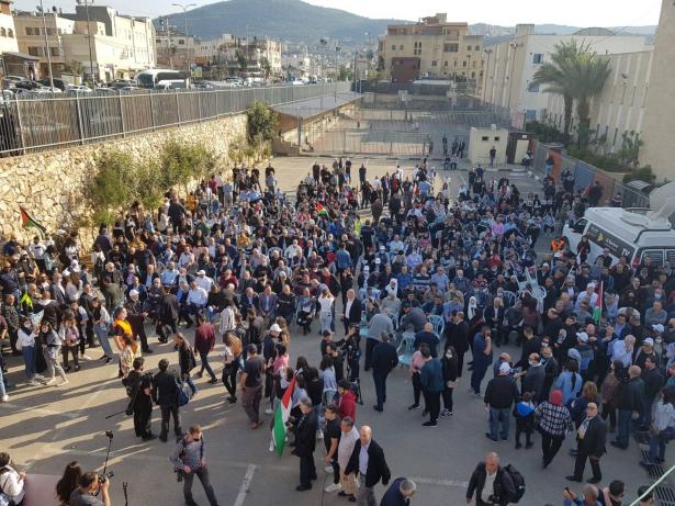 الجماهير العربية تحيي الذكرى الـ45 ليوم الأرض الخالد