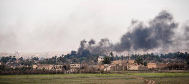 وكالة الأنباء السورية سانا: الدفاعات الجوية السورية تصدت لهجوم اسرائيلي أسفر عن إصابة 4 جنود سوريين