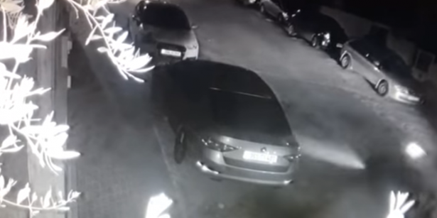 مجهولون يضعون تابوتًا بداخله حبات رصاص أمام منزل طبيب في الطيبة