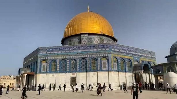 الناطق بلسان الحكومة الإسرائيلية: الشرطة في القدس تسمح بالصلاة لكنها ترفض 