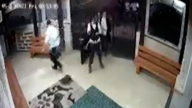 تفاصيل محاولة الاعتداء على مسجد في المشهد
