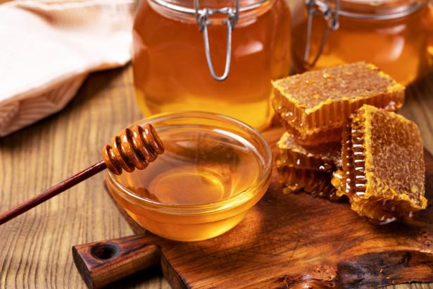 العسل ليس مجرد مادة طبيعية حلوة المذاق: تعرفوا على فوائده الصحية!