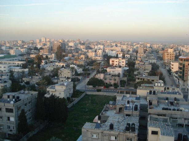 اطلاق بالونات حارقة من قطاع غزة يسفر عن 4 حرائق في المنطقة