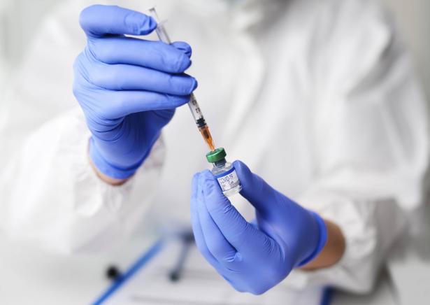 إلغاء القيود المفروضة على التجمهر في المناطق المفتوحة