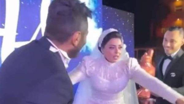 تامر حسنى يتنكر فى هيئة مصور صحفى ويفاجئ البلوجر آية مكرم خلال حفل زفافها