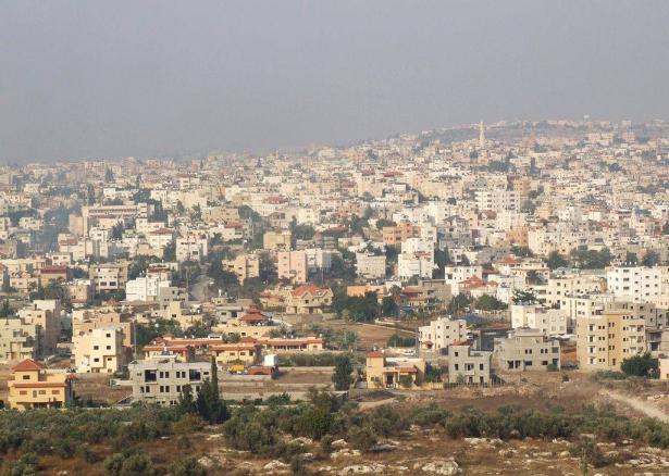 بلدية الطيبة توقع اتفاق مع الهيئة لمواجهة العنصرية التابعة لوزارة القضاء