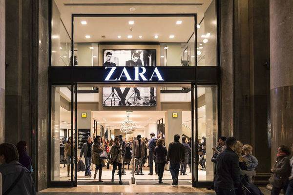 بائعة ZARA بحيفا..سرقت ملابس بالآلاف!