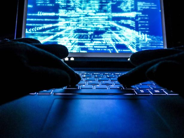 ملف بيجاسوس ومدى أهمية التحقيق ايضًا في أساليب جهاز الأمن العام ؟