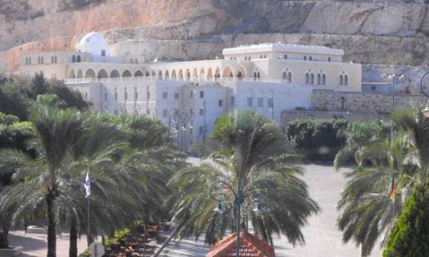 بين السويداء وحطين إذاعة الشمس تحاور فضيلة الشيخ يوسف جربوع شيخ عقل طائفه المسلمين الموحدين في السويداء سوريا
