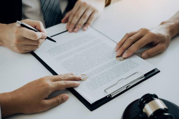 40% من حالات الزواج تنتهي بالطلاق، لماذا؟