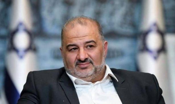 منصور عباس: باقون في الإئتلاف الحكومي وسنصوّت ضدّ حل الكنيست