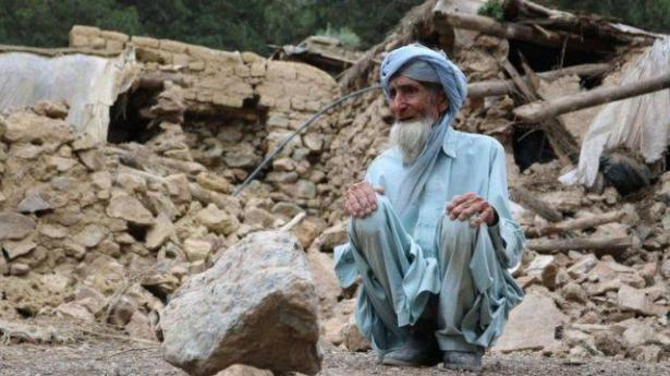 زلزال أفغانستان .. صور دمار هائل!