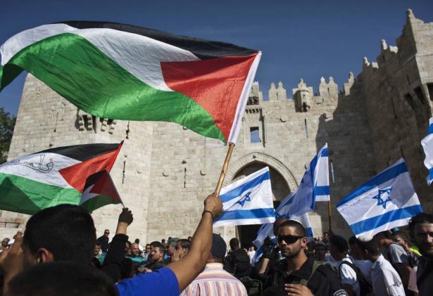77% من لوائح الاتهام استهدفت العرب!