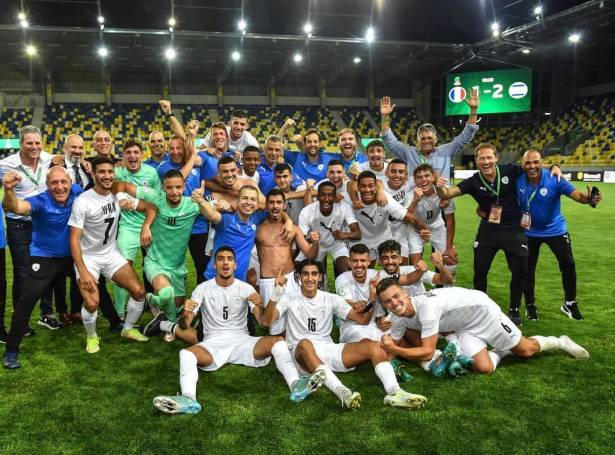 منتخب الشبيبة أمام إنجاز تاريخي