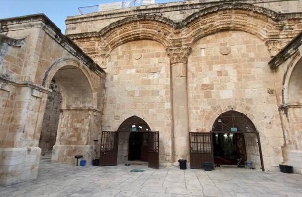 مجلس الأوقاف والشؤون والمقدسات الإسلامية في القدس يحذر من دعوات جماعاتٍ يهوديةٍ متطرفة بالدخولِ إلى مصلى باب الرحمة