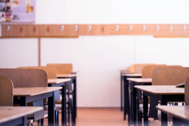 لماذا علينا تدريس الثقافة الجنسية بالمدارس؟ مختصة تتحدث للشمس
