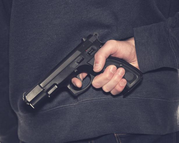 اعتقال شاب من اللد بشبهة إطلاق النار على فتاة تبلغ من العمر 15 عاما (حوار خاص)