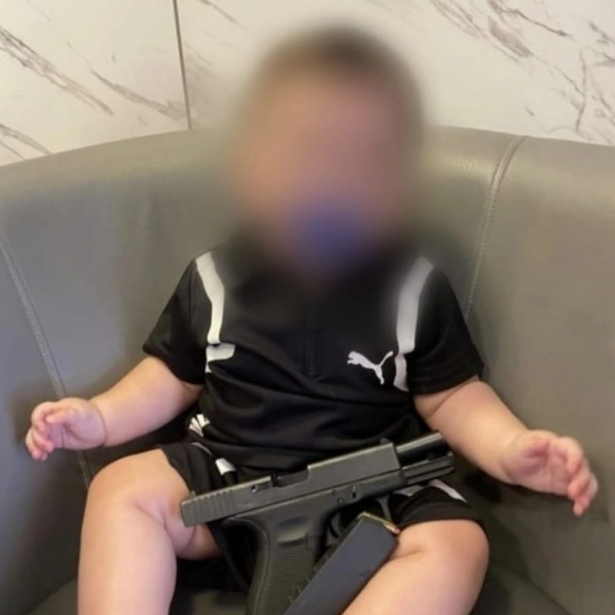 ما هو التأثير النفسي بعيد المدى على الأطفال عند تقريبهم من مظاهر العنف؟ (حديث خاص)