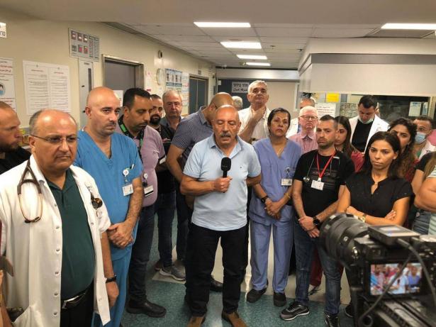 إضراب المشفى الإنجليزي: إجتماع طارئ في البلدية ودعوات للتظاهر