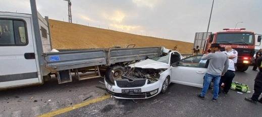 إصابة شاب بجراح خطيرة بحادث طرق ذاتي على شارع 6 قرب اللقية