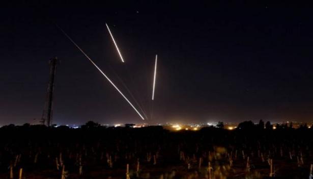 المقاومة تكثف إطلاق الصواريخ على اسرائيل وغارات جديدة على غزة