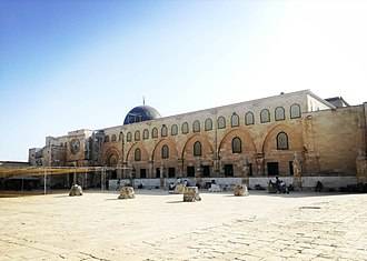 الساحة الخلفية للمسجد الأقصى (ويكبيديا)