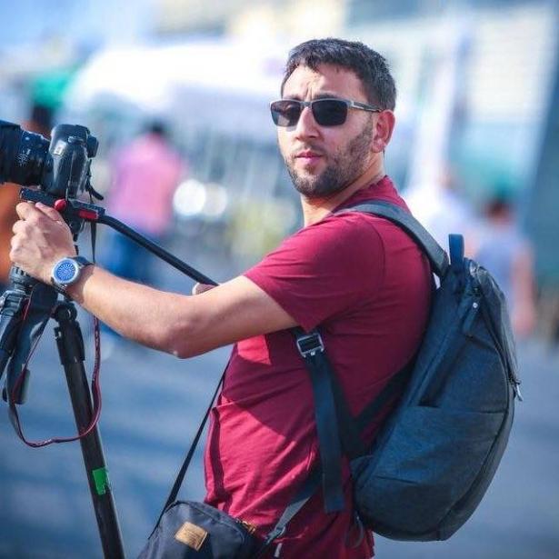 المصور الفلسطيني أيمن أبو رموز يفوز بجائزتين كأفضل تصوير و أفضل تغطية لحدث