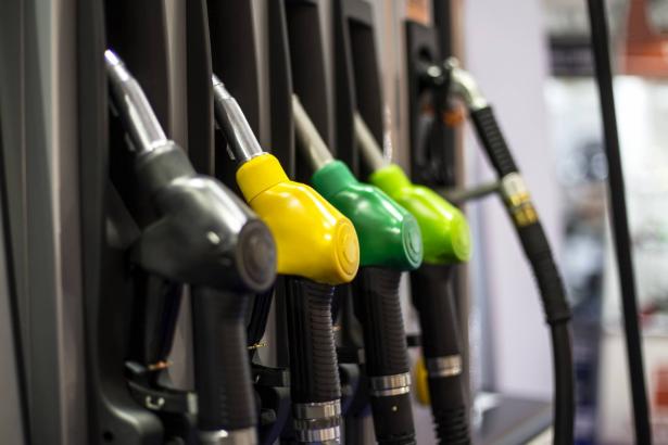 ارتفاع جديد على سعر البنزين منتصف ليلة الأربعاء – الخميس المقبلة
