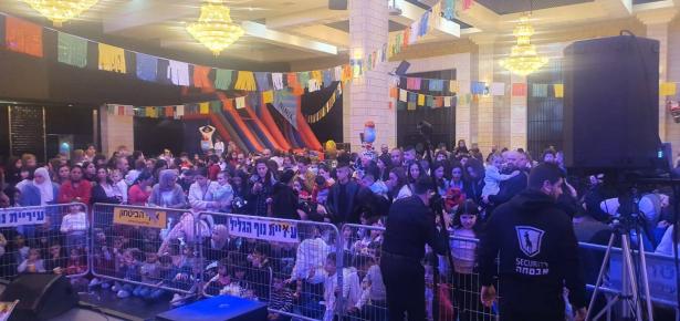 احتفالات العيد مستمرة في 