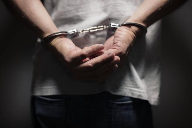 إحباط عملية تهريب 75 كيلوغرامًا من المخدّرات على الحدود المصريّة