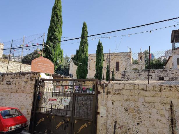 قوة خاصة إسرائيلية كبيرة اقتحمت البلدة القديمة في نابلس