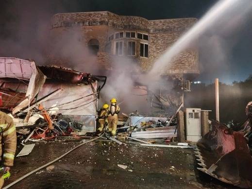 جديدة المكر: أضرار كبيرة جراء اندلاع حريق في محل تجاري