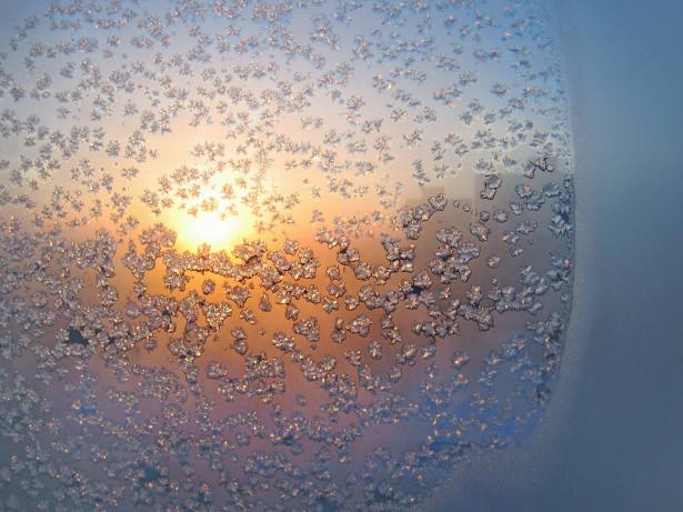حالة الطقس: أجواء بادرة وارتفاع طفيف على درجات الحرارة