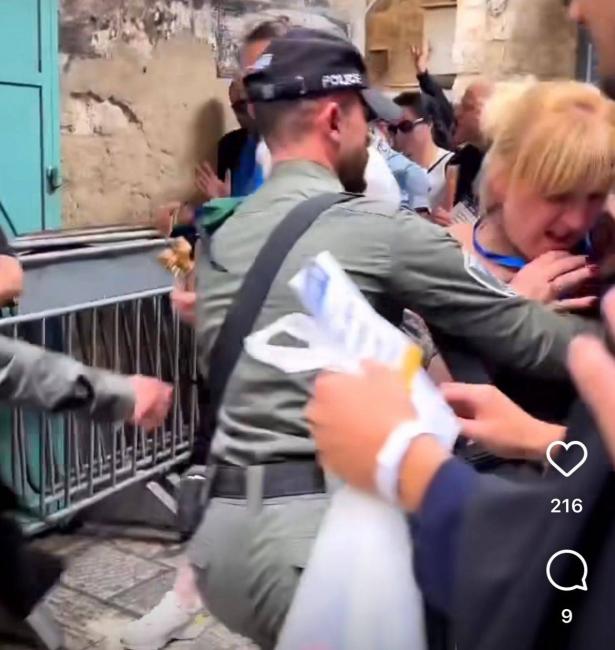 القدس| اعتداءات على مواكب المحتفلين بسبت النور، والشرطة: 