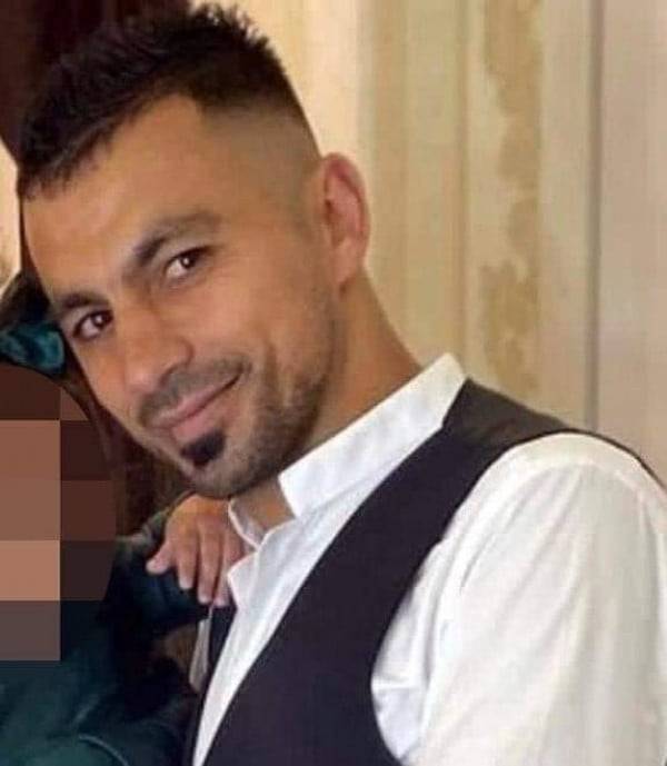 عين ماهل | عشرات المشاركين في وقفة احتجاجية تنديدًا بقتل الضحية مهند شلبي