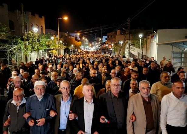 نائب من الليكود: يدعو حظر لجنة المتابعة قانونيًا