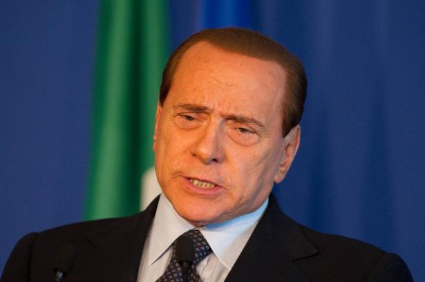 وفاة رئيس الحكومة الإيطالي السابق سيلفيو برلسكوني