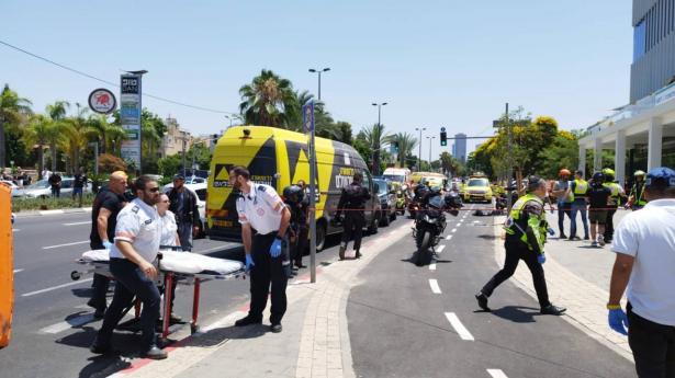 عملية دهس وطعن في تل أبيب: 7 إصابات ومقتل المُنفّذ
