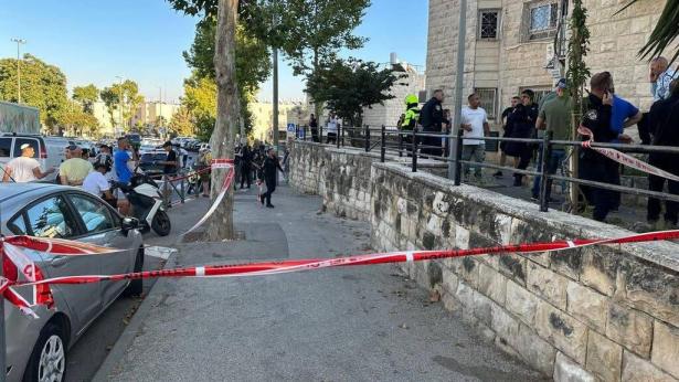 القدس: إصابة مستوطن بجراح حرجة جرّاء تعرضه للطعن في مستوطنة غيلو