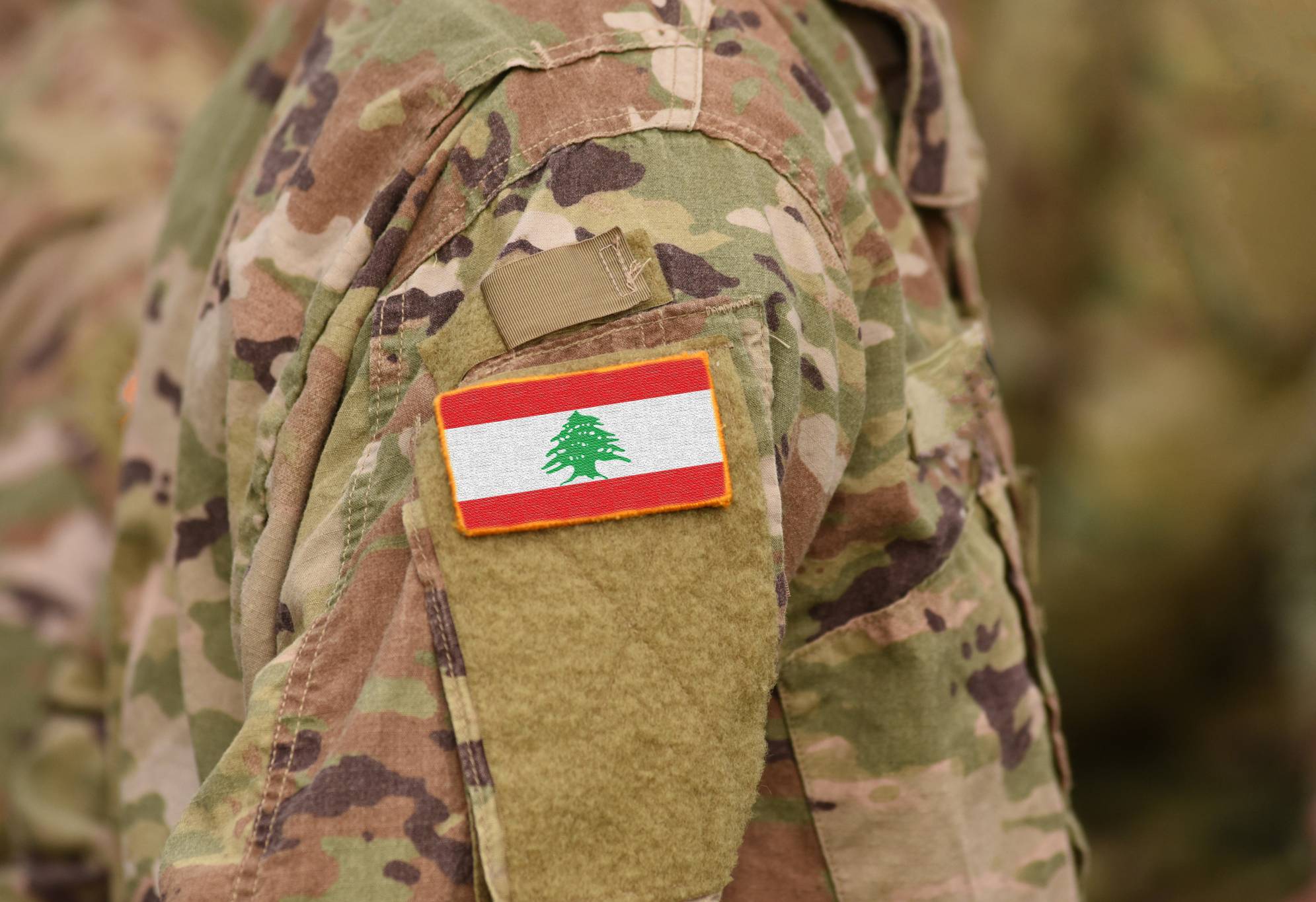 الكشف عن دخول جنود لبنانيين إلى البلاد 