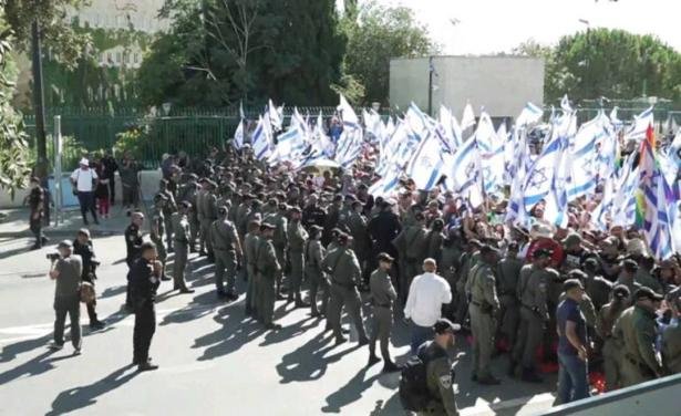 170 ألف متظاهر  ضدّ حكومة نتنياهو وضدّ الإصلاحات القضائيّة