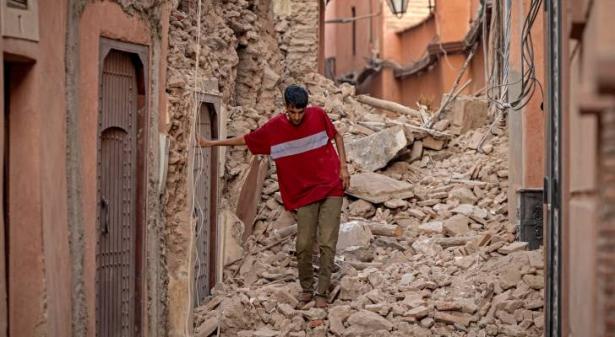 الديوان الملكي المغربي يعلن الحداد 3 أيّام على أرواح ضحايا الزلزال المدمّر