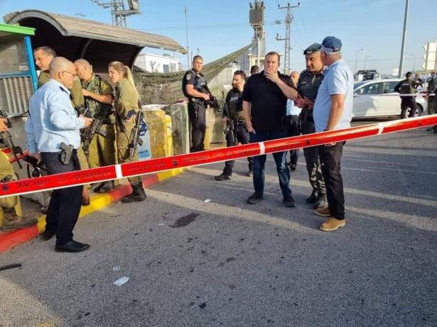 عملية الأغوار: الجيش الإسرائيلي يعلن إصابة أحد جنوده بالرصاص في الأغوار و ارتقاء المنفذ