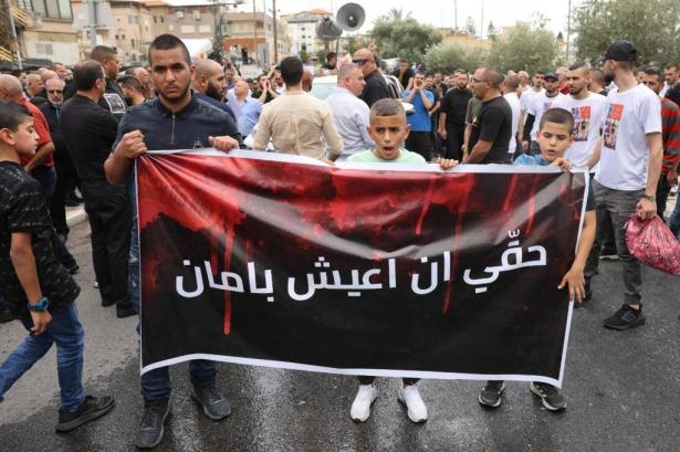 احتجاجًا على جريمة قتل الفتى عمر هاشم، إضراب في الفريديس حتى إشعار آخر