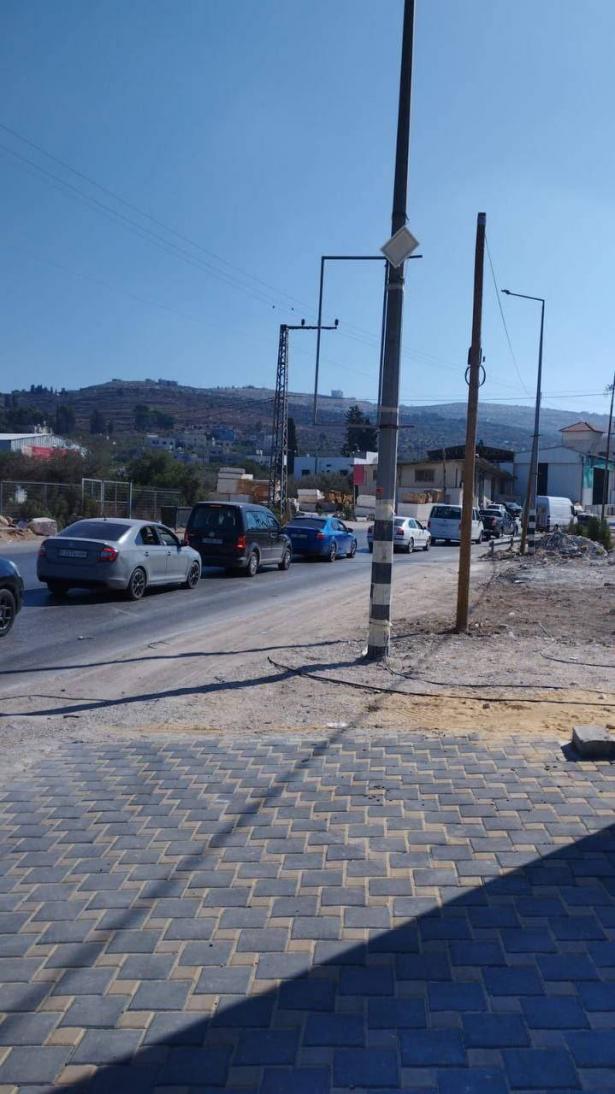 القوات الاسرائيلية تغلق مداخل نابس في اعقاب اطلاق النار على موقع عسكري